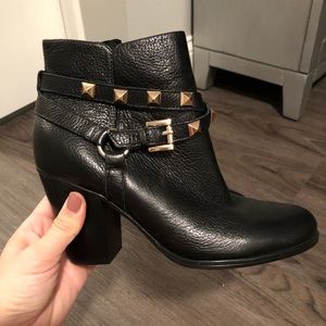 Brand New Guess Black Booties w Gold Studs